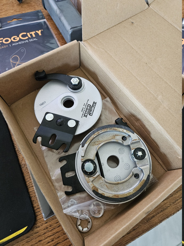 [Afbeelding: Brake-housings-pads-new.jpg]