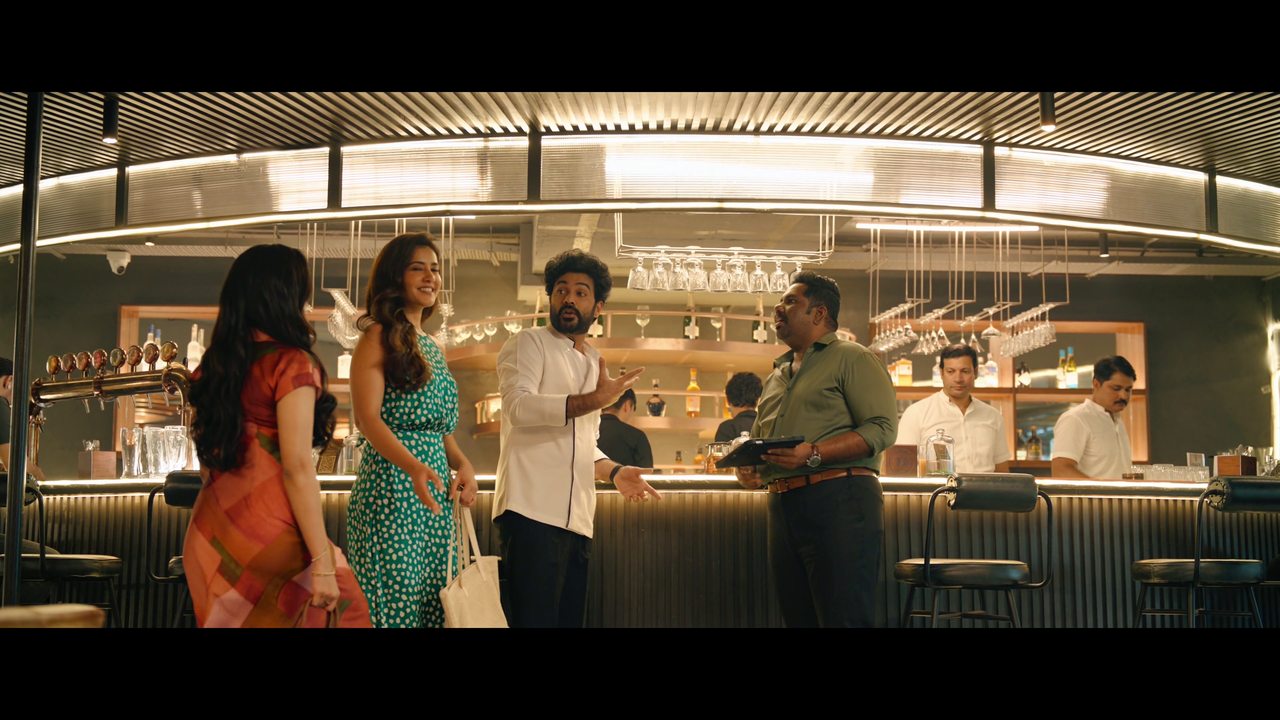 vlcsnap 2025 11 15 00h01m54s749