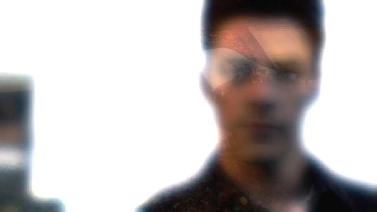 The.Flash.S03E01.Flashpoint.1080p.BDRip.Untouched.ITA.ENG.AC3.DTS-HD.x264-BlackBit[screenshot 2]