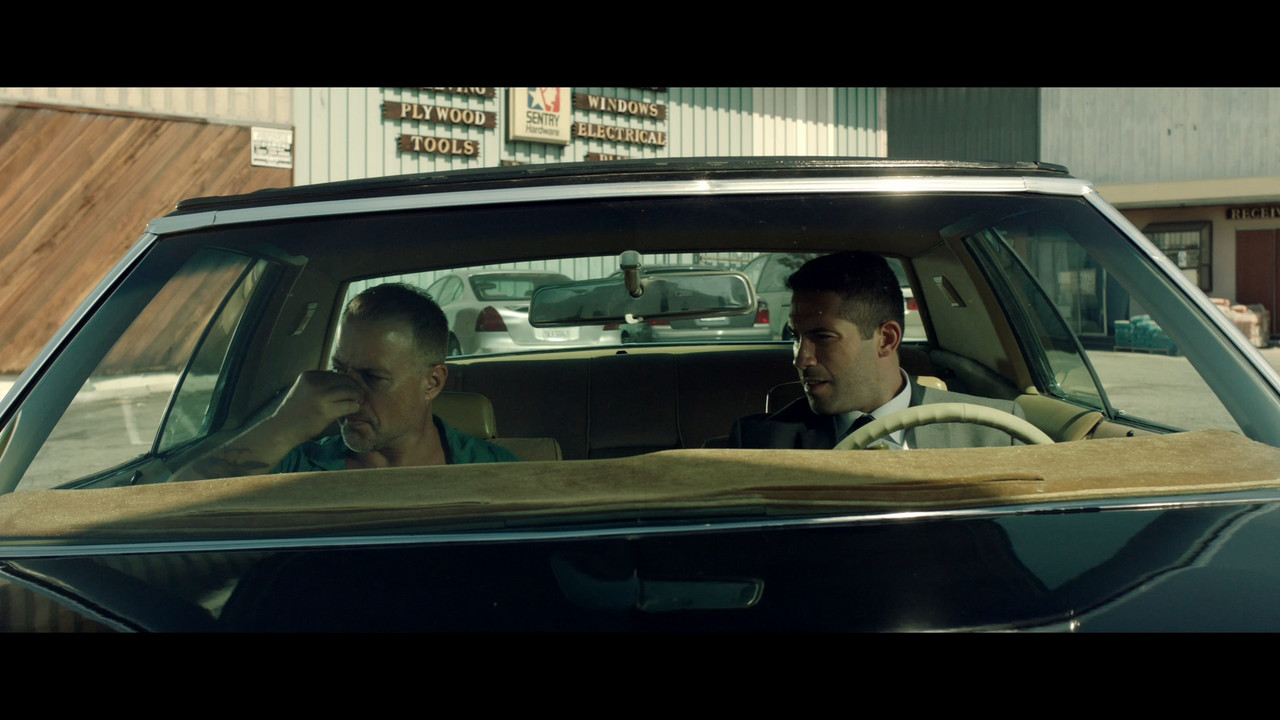 The.Debt.Collector.2018.NORDiCSUBS.1080p.BRRip.10Bit.x265-SWAXX.mkv.0002