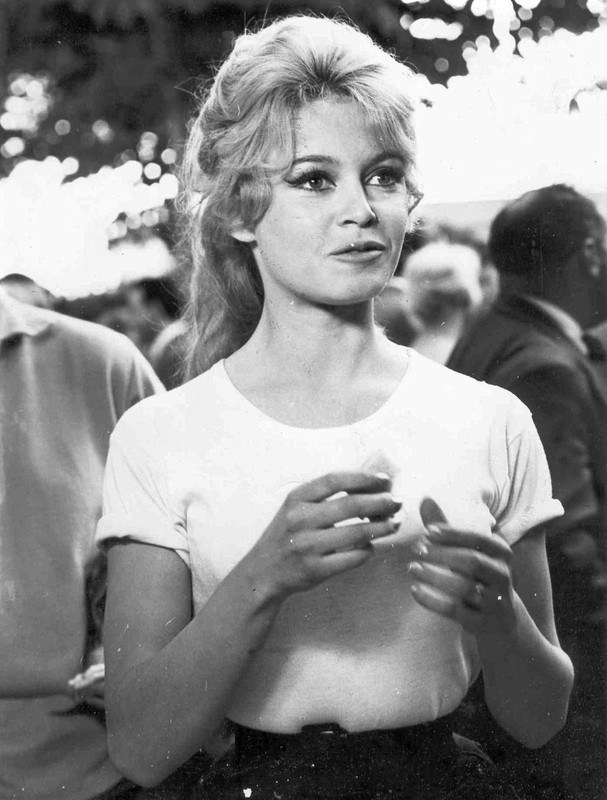 Bardot_Brigitte_me07