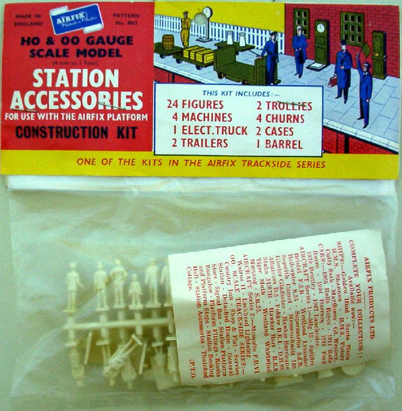 Airfix 76 Station Accessories
