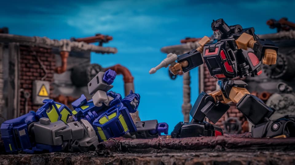 H25B-The-Nest-H26B-Mirror-Zombie-18