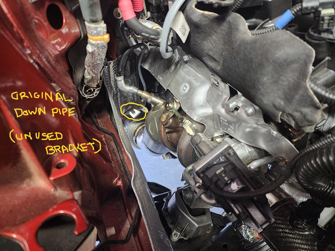 Original Downpipe with wrong bracket