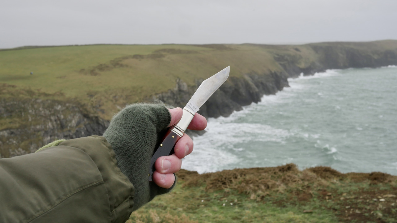 ABEFACF3-94A8-42F5-BAE4-B236F453185F