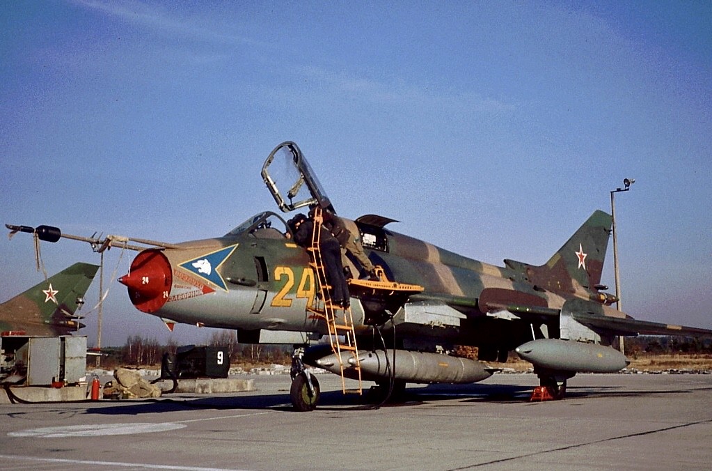20 GvAPIB Su-17M4 24 yellow_14816 (2)
