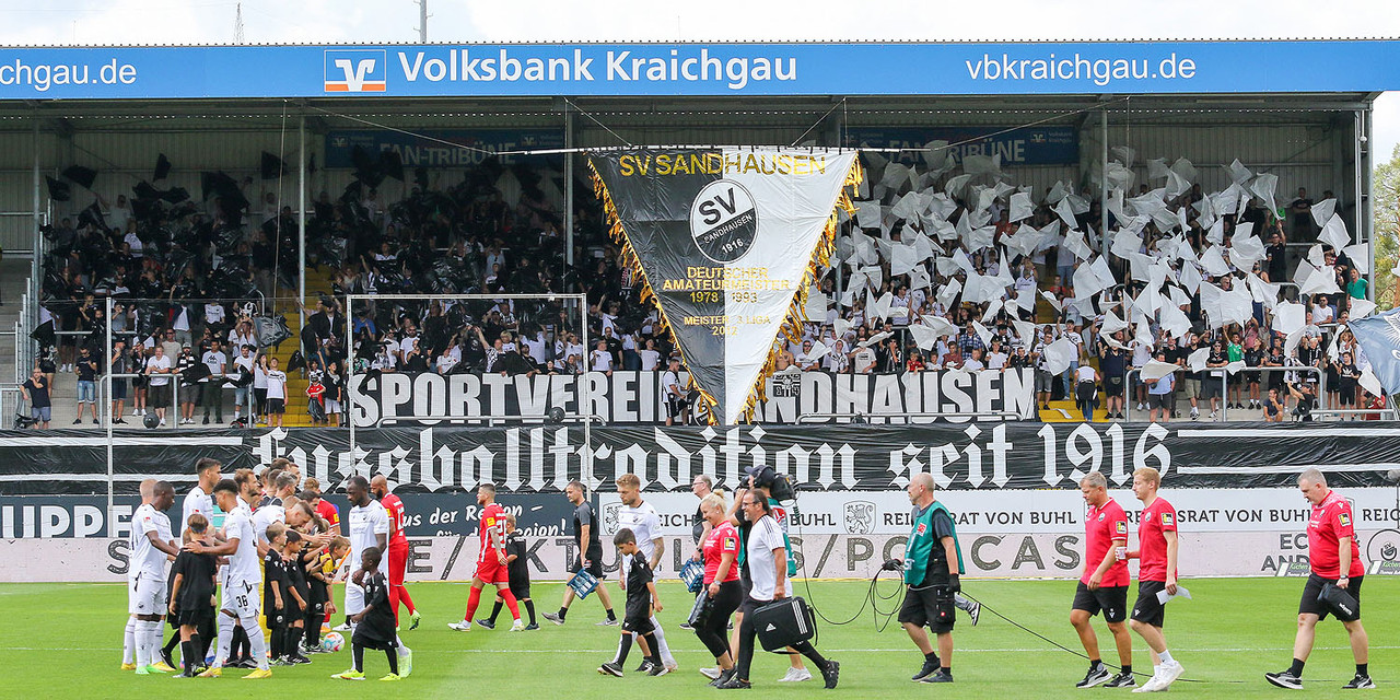 sv-sandhausen-1-fc-kaiserslautern-2-bundesliga-2022-2023-4