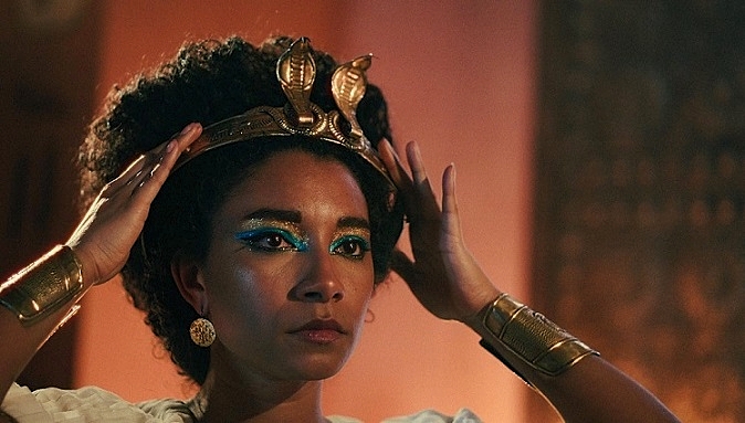 QUEEN-CLEOPATRA-1-FOTOR.jpg