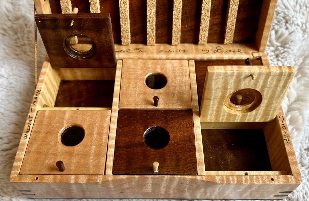 3C75BA2A-E5D2-4727-A979-FCC6078421FF