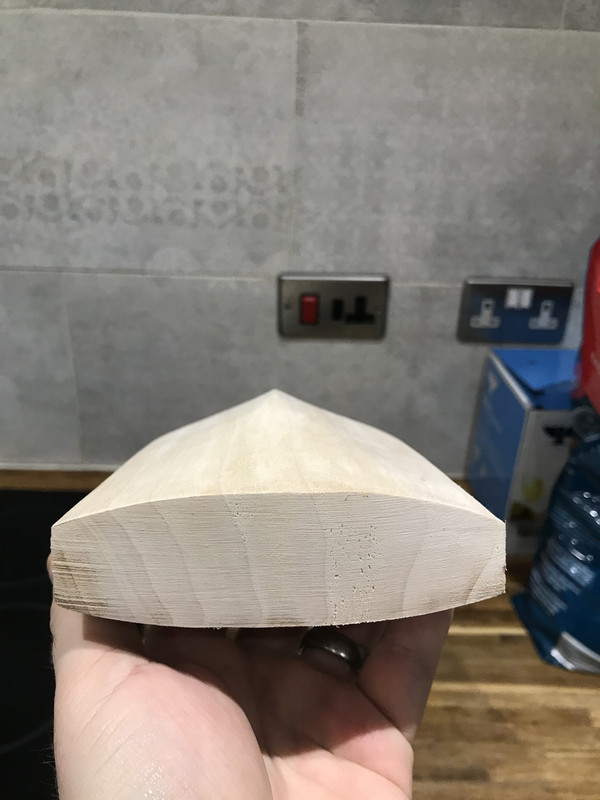 E0E09BD5-8E5F-4DC8-964C-D273FDE370DF