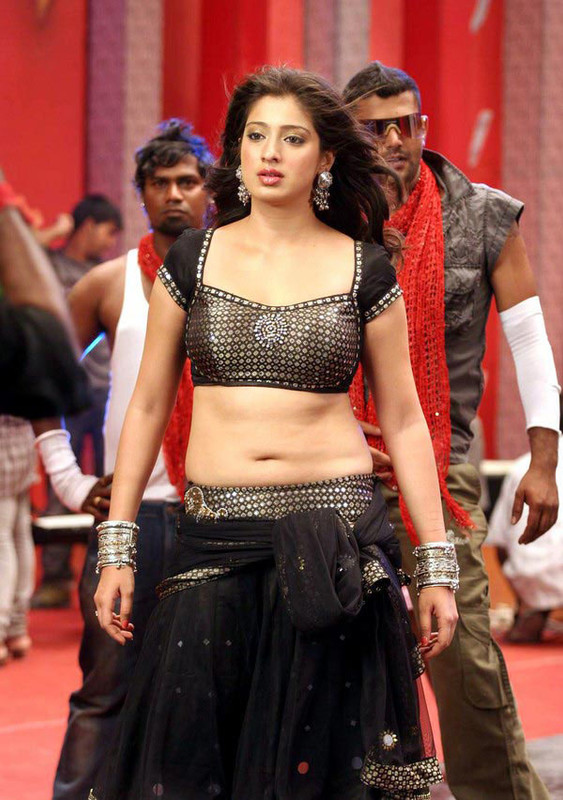 laxmi-rai-hot-navel-(1)
