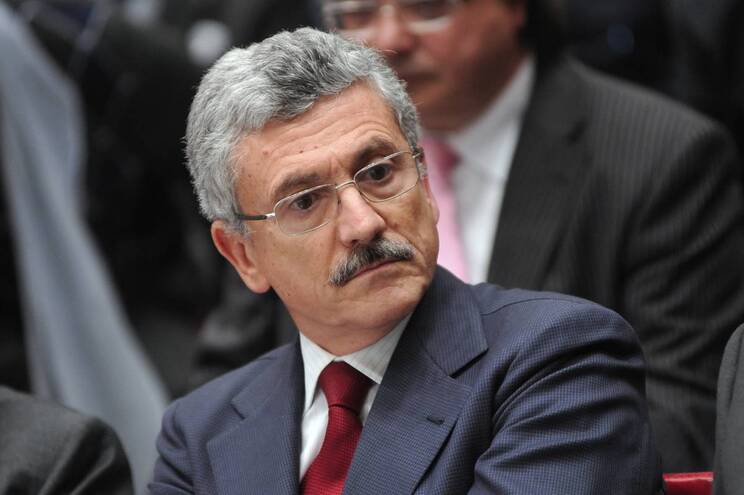 Le Président fédéral sortant Simeon Belagri, au premier rang, à proximité de son successeur, lors de sa prise de serment, au début de la cérémonie, à Columbia, le 1er septembre 2019. Le Président fédéral sortant Simeon Belagri, au premier rang, à proximité de son successeur, lors de sa prise de serment, au début de la cérémonie, à Columbia, le 1er septembre 2019.