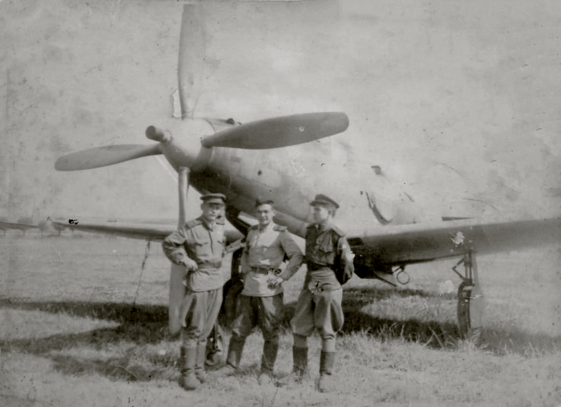 Bell-P-39Q-Airacobra-908IAP-10IAK-PVO-Southern-Air-Defense-Front-May-1945-01