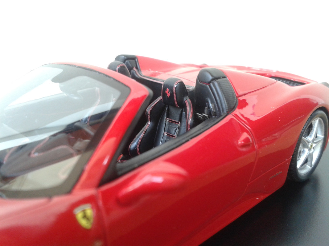2011 Ferrari 458 Spider (Fujimi) (6)
