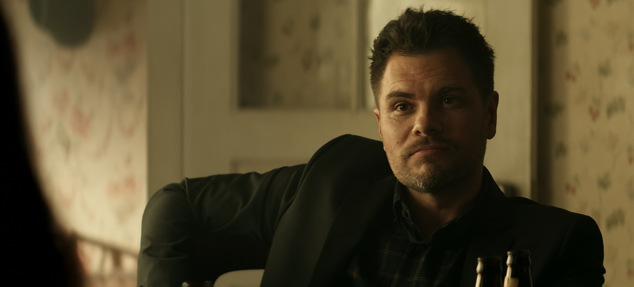 Superman.&.Lois.S01E01.Pilot.1080p.10bit.AMZN.WEB-DL.DDP5.1.HEVC-Vyndros.mkv_snapshot_00.22.19_[2021