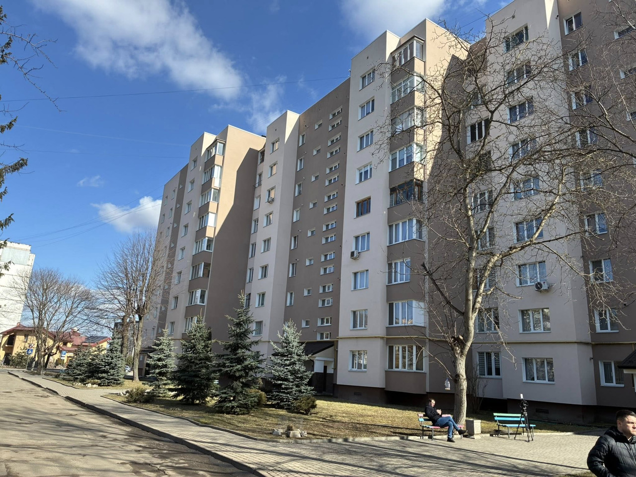 Івано-Франківськ: Хрущовки перетворюються на сучасні будинки завдяки ОСББ