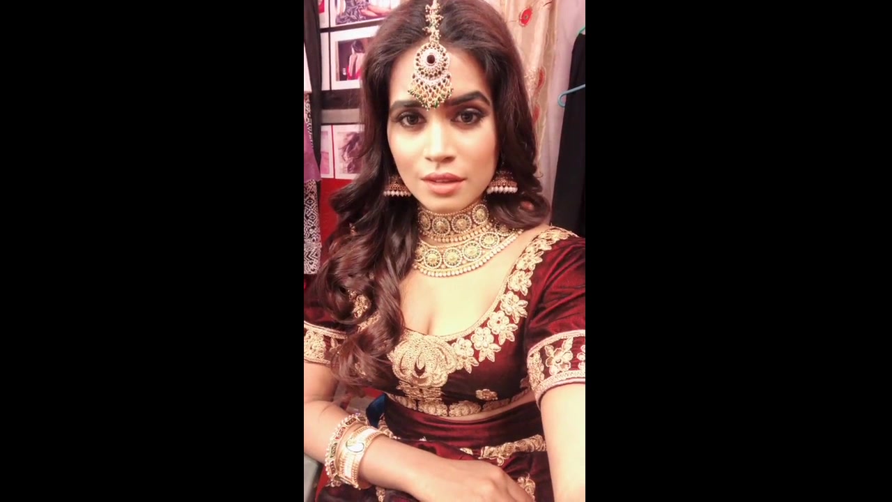 [Image: Shubhra-ghosh-51.jpg]