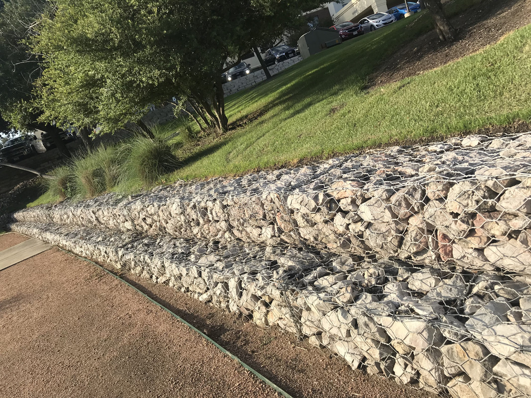 D85B898B-2A0E-4E3E-B663-E300AF7D95A5