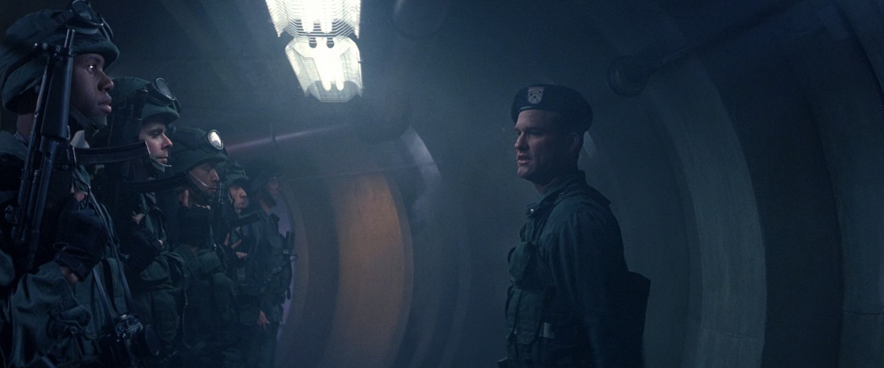 Stargate (1994) DC.mkv_snapshot_00.29.56_[2018.01.30_23.26.52]