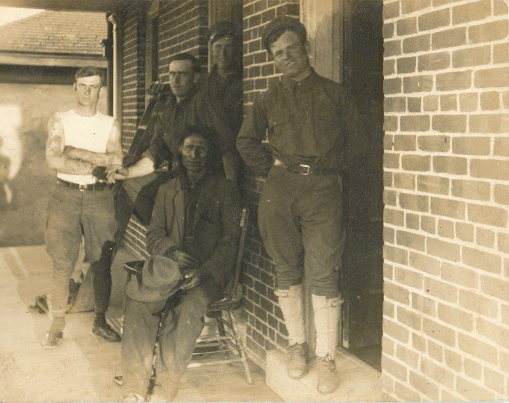 Help with identification, please | www.American-Tribes.com