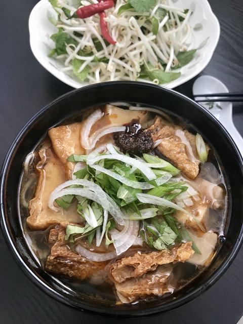 [Image: 64840_CD1-8_BC6-4_BF2-_B070-6736_BD20970_D.jpg]