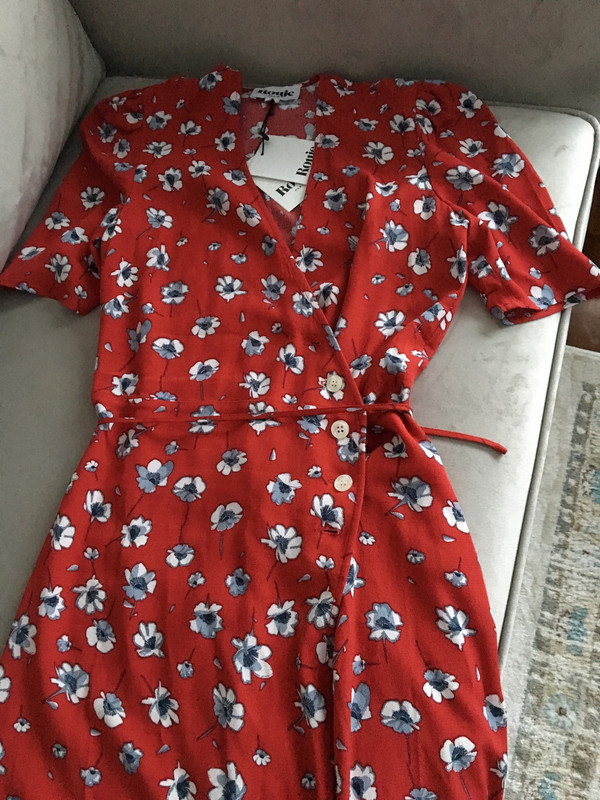 F2F595FD-F9B3-4367-9E8D-CB4329653979