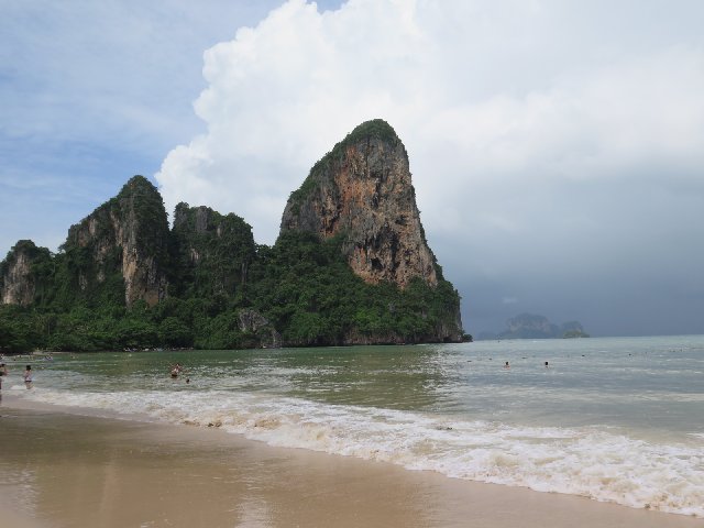 TAILANDIA Y CAMBOYA POR MENOS DE 1000€, VIAJE MARCA DE LA CASA - Blogs de Tailandia - Día 12 - Railay y más lluvia (3)