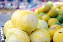 220px-Nigerian_street_Orange_seller_(6)