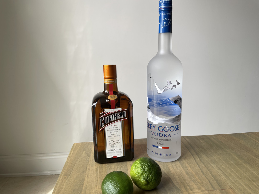 5949A0E7-6BB7-475A-B728-5F564F46E8EE