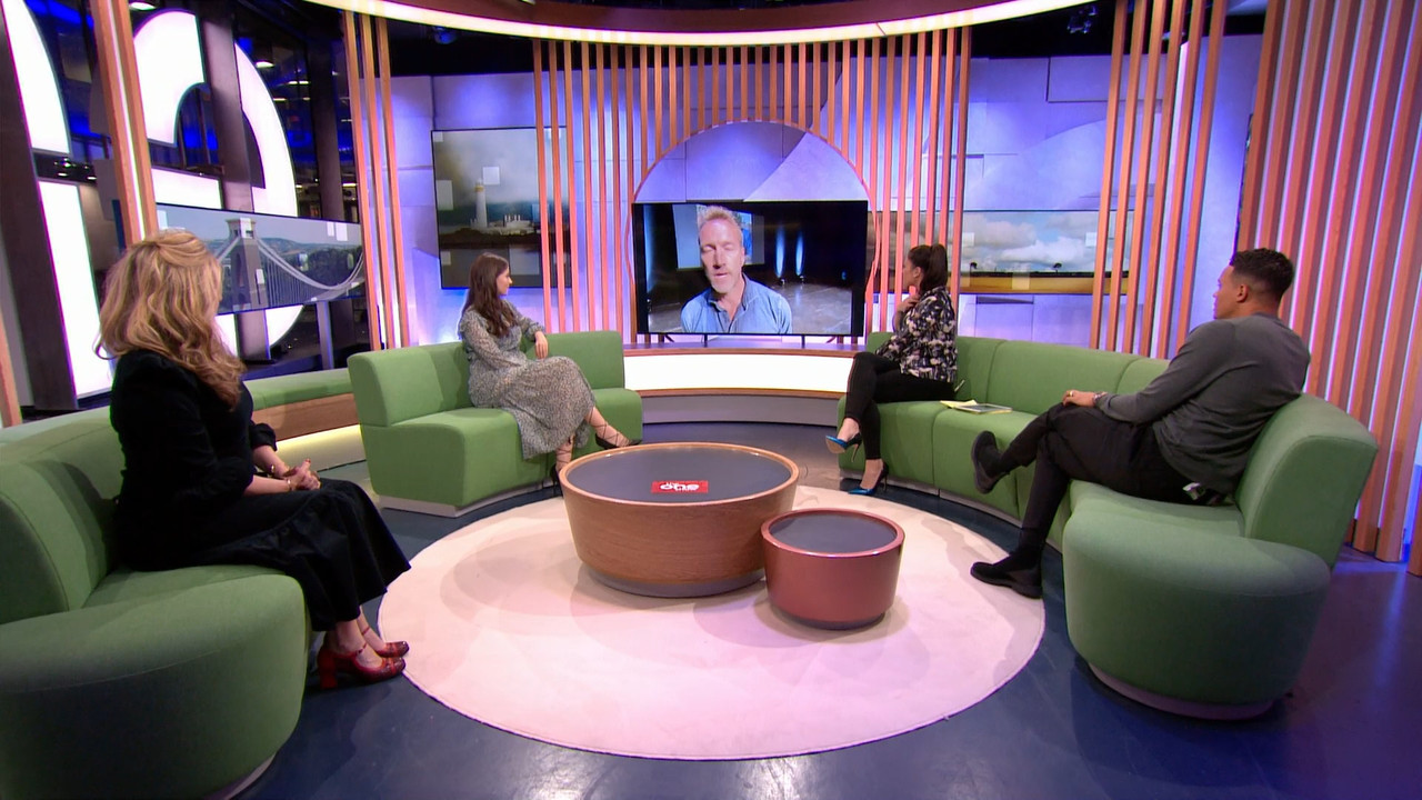 The One Show_20211004_19001935.ts_snapshot_31.40.215