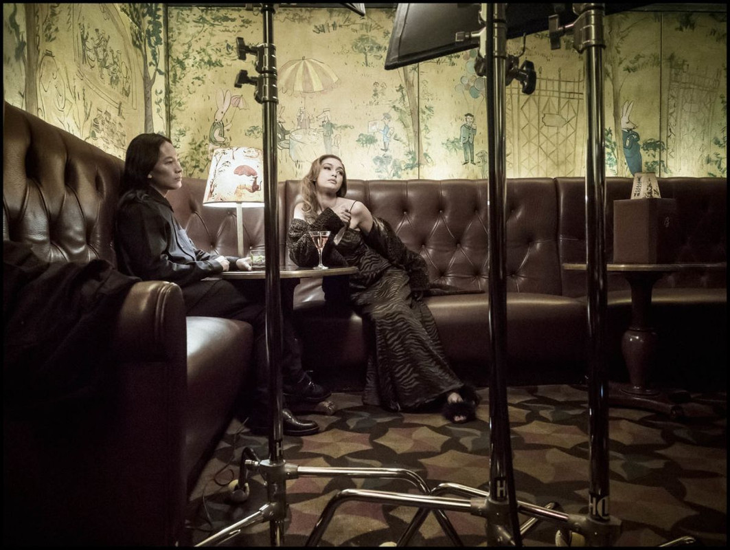 gigi-hadid-for-pirelli-2019-calendar-1