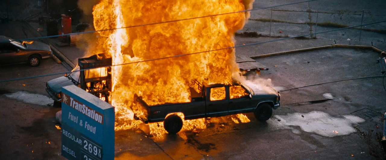 The Mechanic 2011 BluRay [Hindi + Tamil + Telugu + English] 480p, 720p, 1080p ESub Screenshot