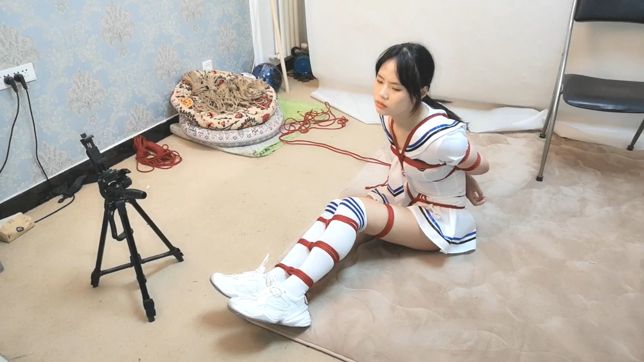 随心原创 诗园 清纯学妹白色水手服.mp4_20210703_092109.753