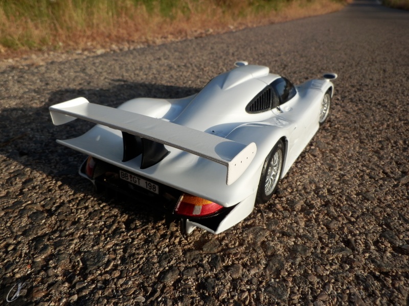 Porsche 911 GT1 Strassenversion (13)