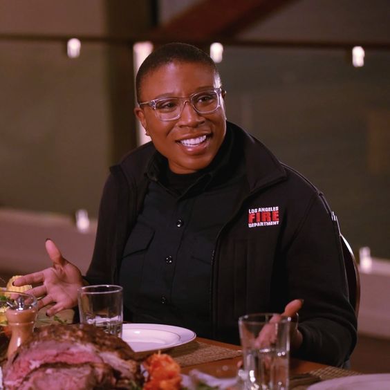 hen reply profile picture