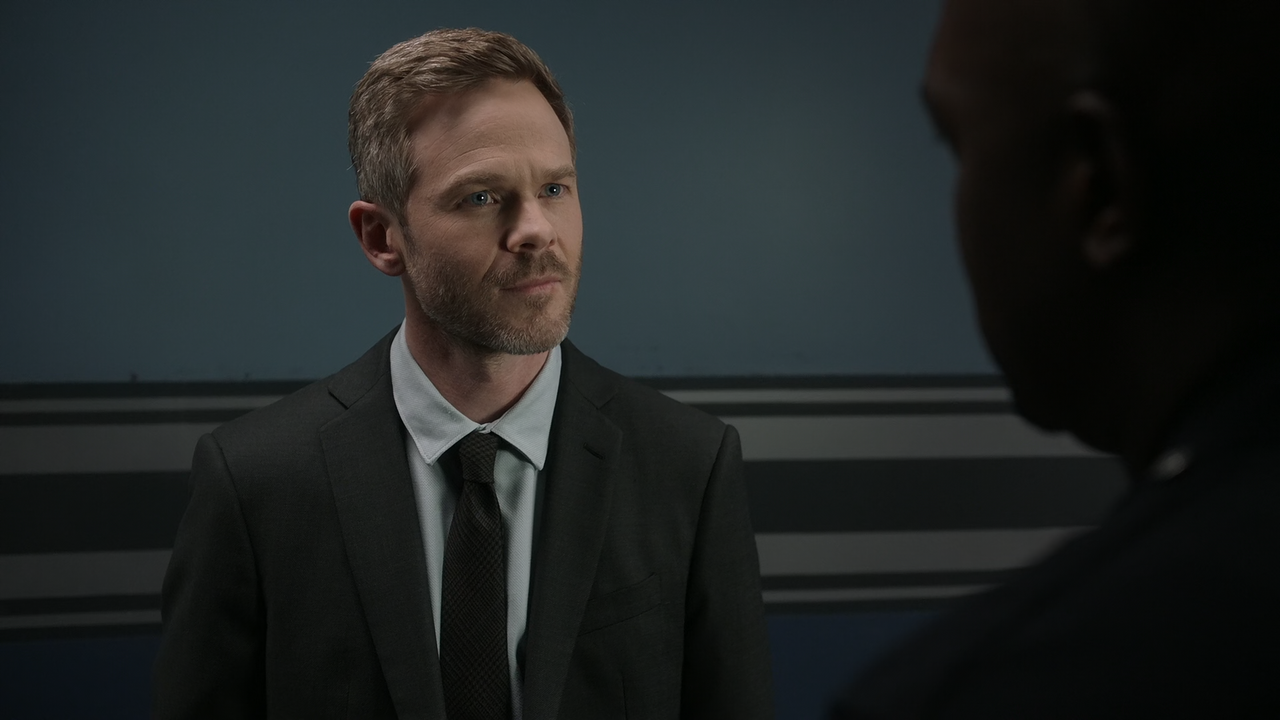 The.Rookie.S04E07.Fire.Fight.1080p.10bit.AMZN.WEB-DL.DDP5.1.HEVC-Vyndros.mkv_snapshot_05.22_[2021.11