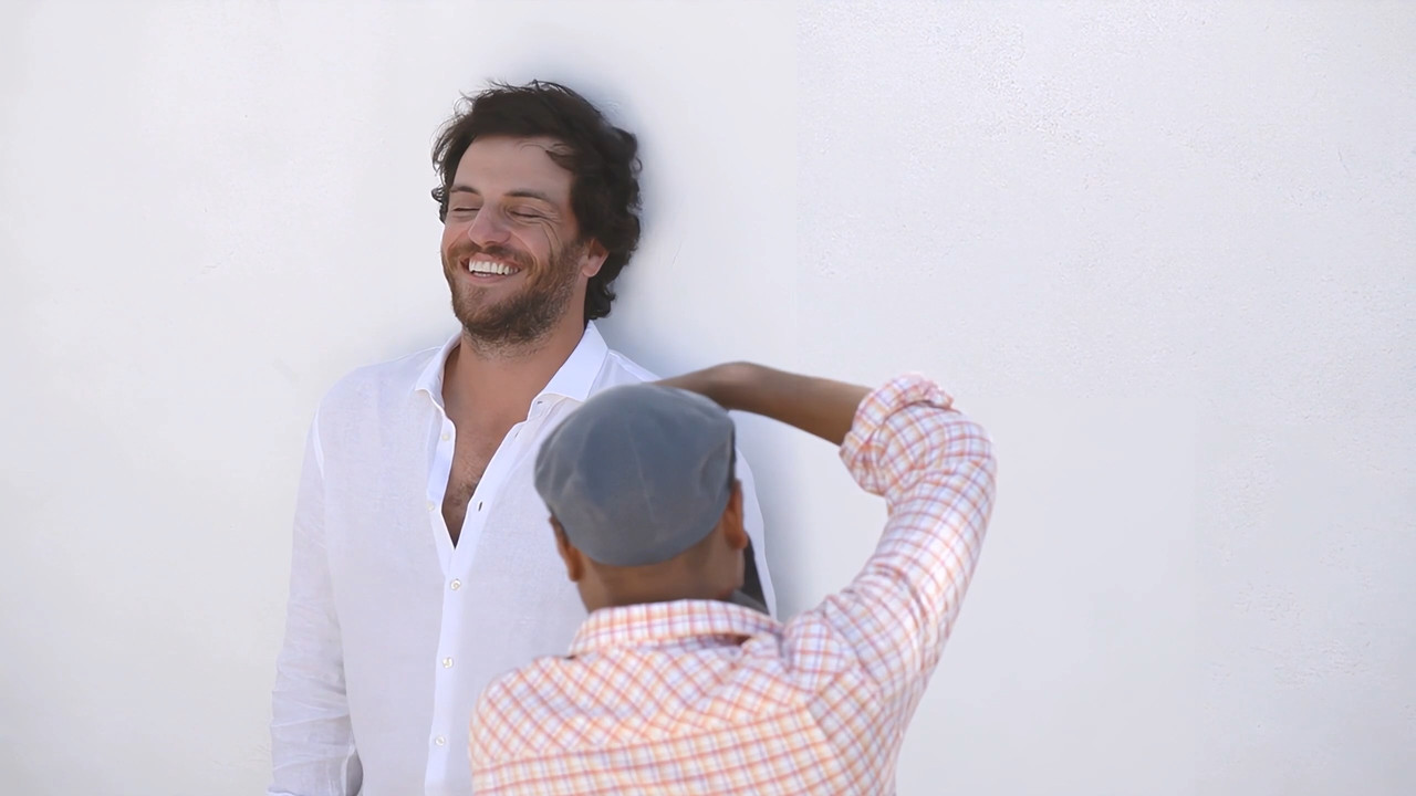 https://i.postimg.cc/zByb8Wv8/Isto-Gente-Making-of-Photoshoot-Alinne-Moraes-e-Rodrigo-Lombardi-ts-snapshot-01-18-614.jpg