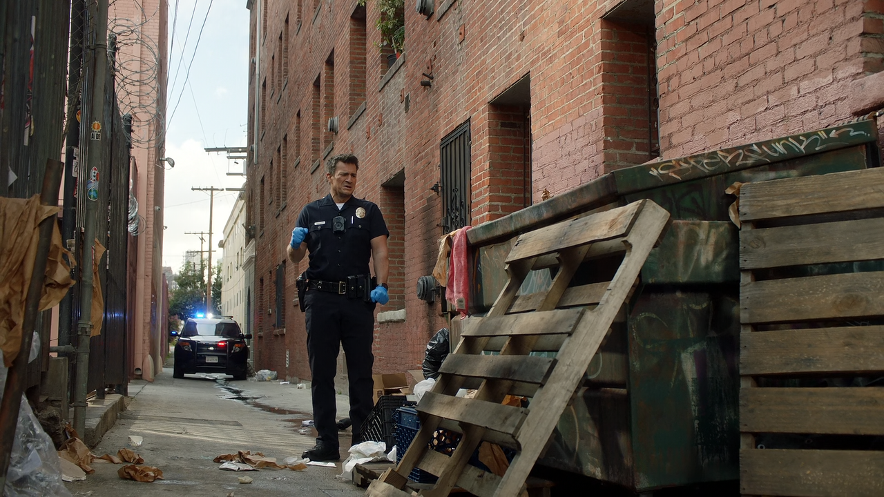 The.Rookie.S04E18.Backstabbers.1080p.10bit.AMZN.WEB-DL.DDP5.1.HEVC-Vyndros.mkv_snapshot_14.07_[2022.