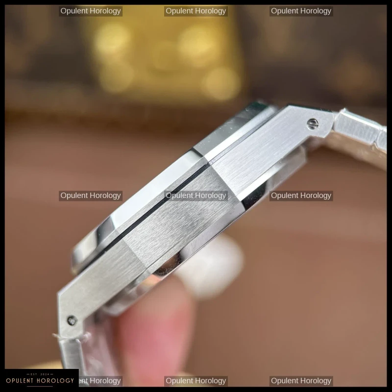 Audemars Piguet Royal Oak Flying Tourbillon 26730ST Burgundy Red Dial 41mm