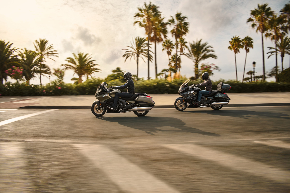 P90440547_highRes_bmw-k-1600-b-and-k-1