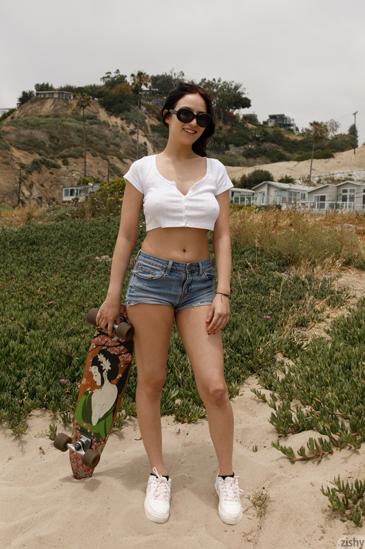 full_023_6349190241144448