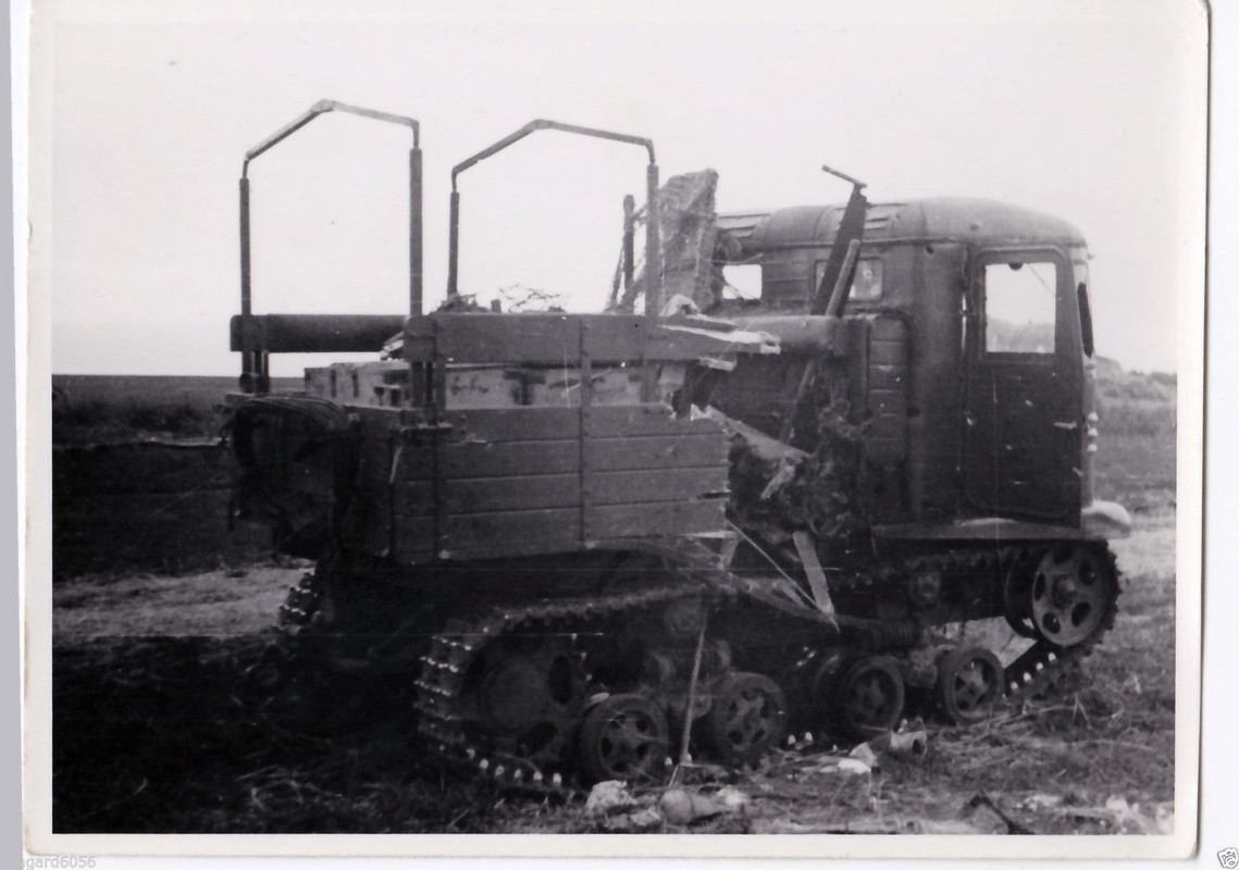 zerstörte Zugmaschine-SCHLEPPER-Ostfeldzug-WH