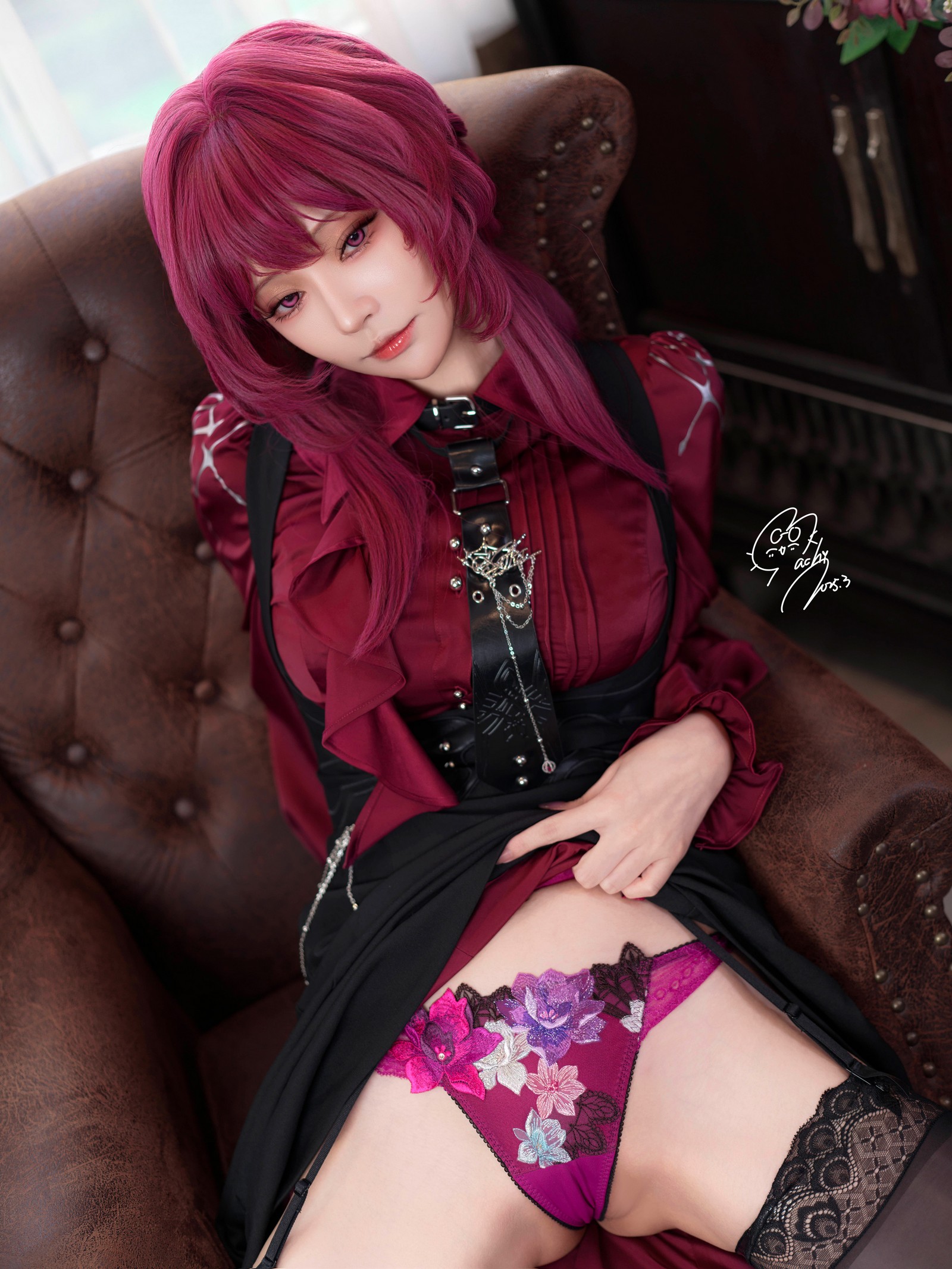 Machi马吉 Kafka 卡芙卡Cosplay写真合集｜魅惑风高清套图（68P-238.2M）插图5