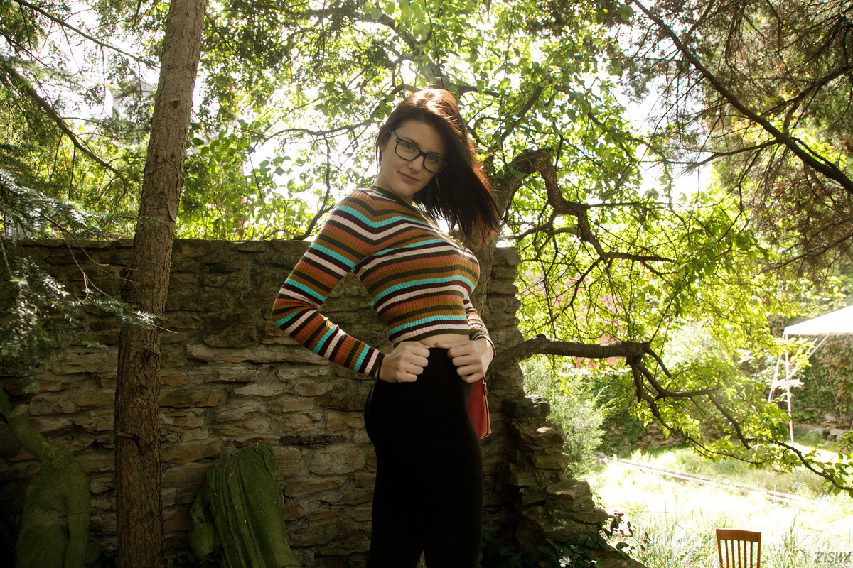 full_017_1439230650542950