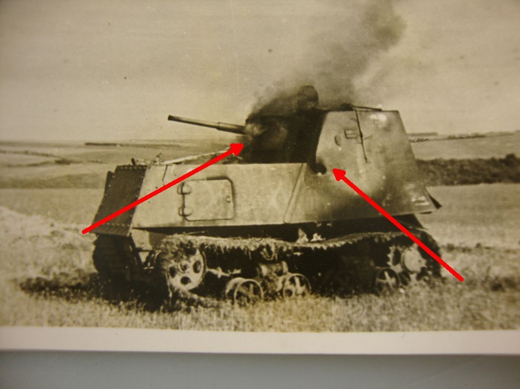 russischer Schlepper mit Geschütz, Sturmgeschütz