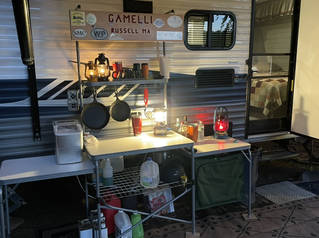 C15A1FA6-FF70-4624-BC8C-E26AB4912B45