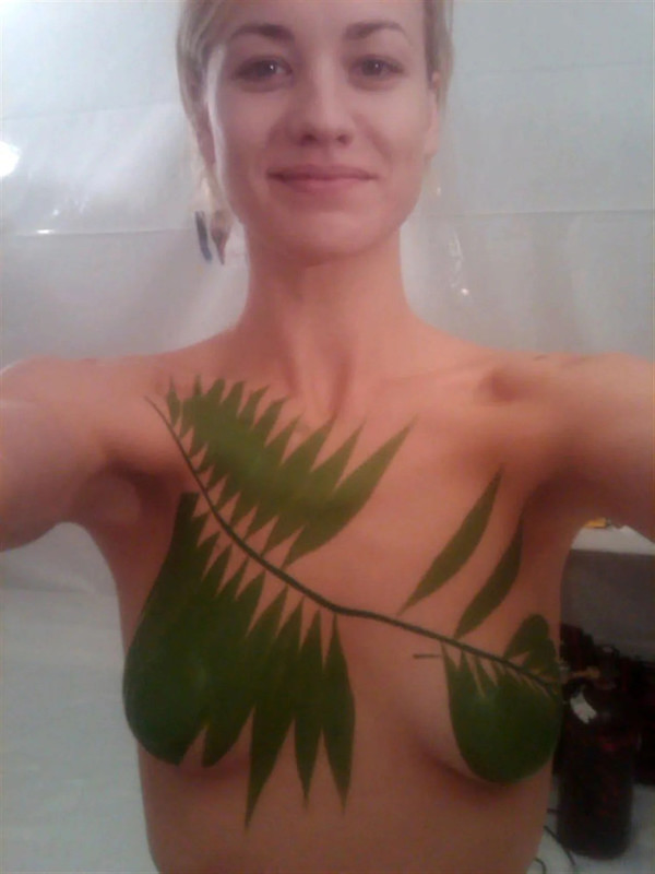 05-yvonne-strahovski-topless-optimized