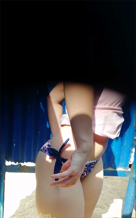 [Image: Voyeur15735075212.jpg]