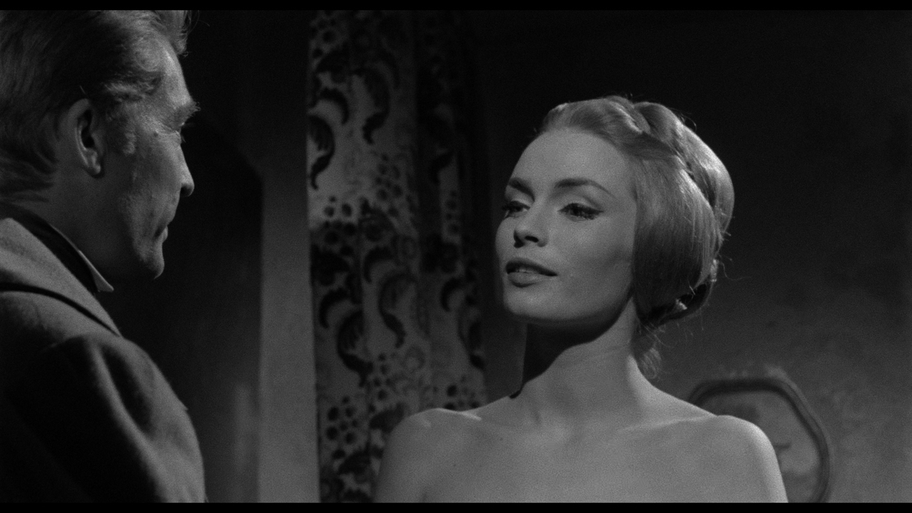 mpv-shot_Danza.Macabra.Castle.of.Blood.1964.2160p.UHD.BDREMUX.HDR.HEVC.-Нечипорук_00_34_11_0009