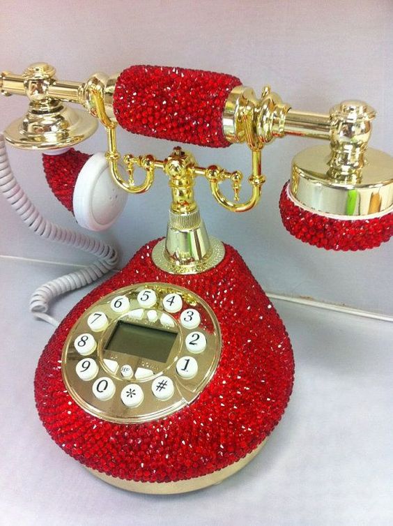 redsparklyphone.jpg